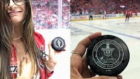 ¿Se le rompió un implante de seno a Mia Khalifa durante un partido de hockey?