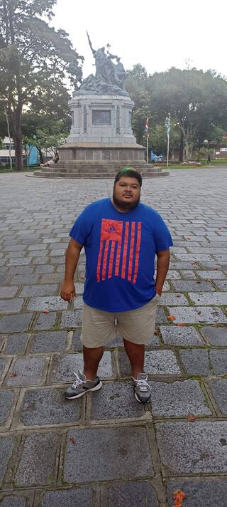 Ronald Gonzalez joven con obesidad