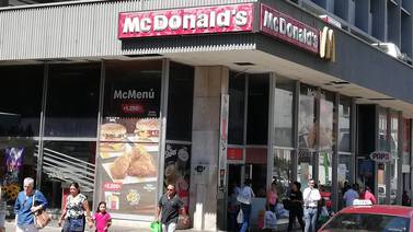 McDonald’s frente al Banco Central dejará edificio que ocupa desde 1970