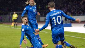 (Video) Locutor se vuelve loco al narrar la clasificación de Islandia a su primer mundial