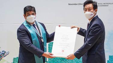 Carlos Alvarado recibe ciudadanía honorífica de Seúl, Corea del Sur