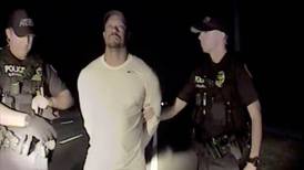Video muestra arresto de Tiger Woods