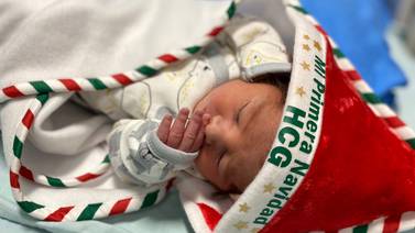 Abrigaditos y navideños, así serán recibidos los bebés del hospital Calderón Guardia