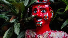 Mascareros felices por designación de mascarada como símbolo nacional