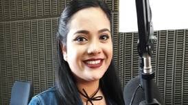 Alajueliteña debuta en la música gracias a sus ahorros