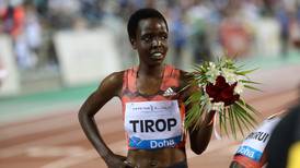 Asesinan a atleta keniana que hace un mes rompió récord mundial en 10 kilómetros