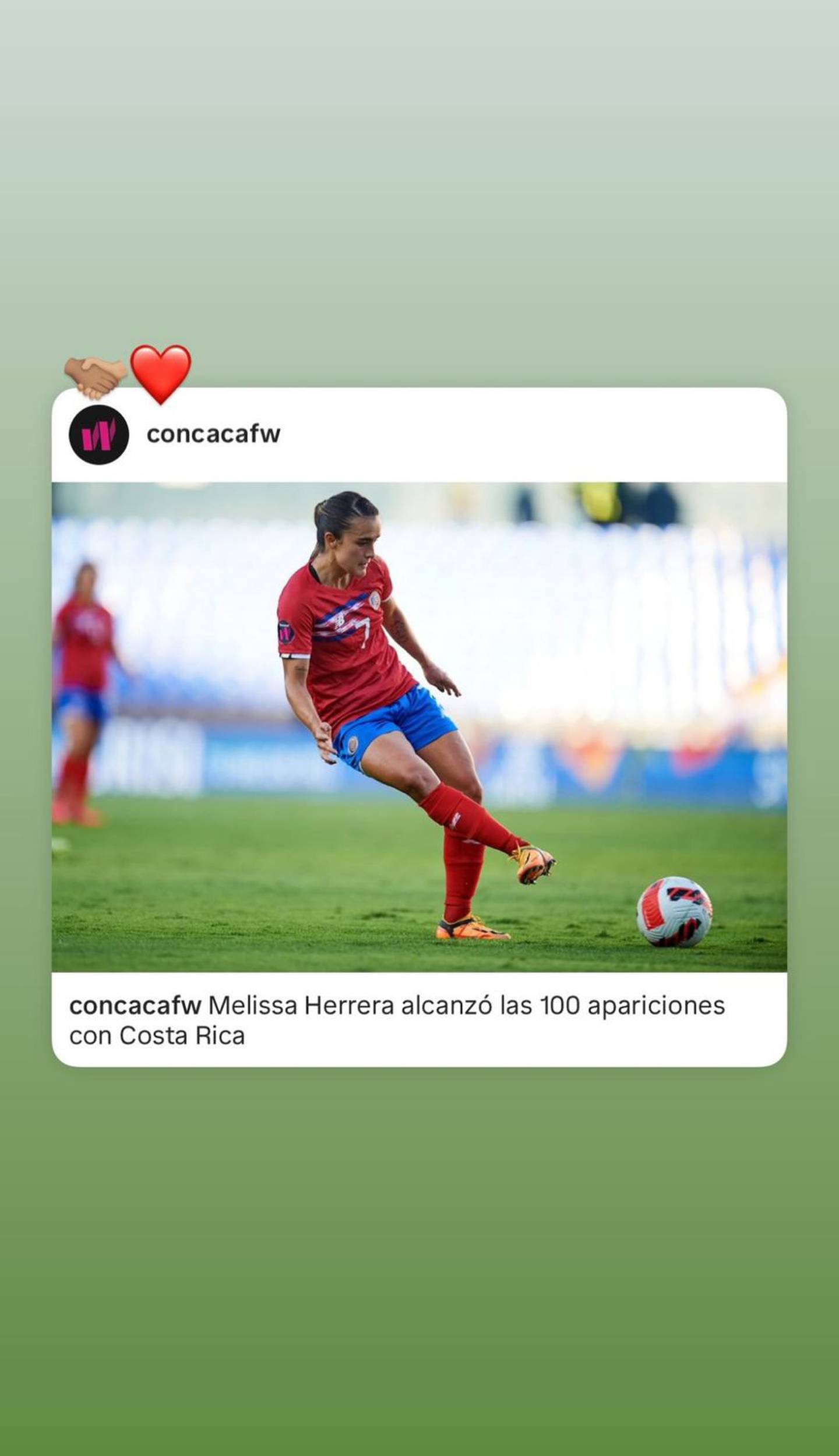 Melissa Herrera se mostró feliz por el detalle que le mandó Concacaf.