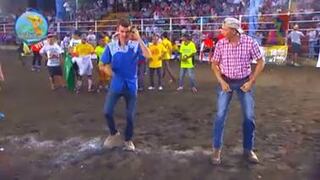 (Video) ¡Flacos con sabor! Víctor Carvajal y Edgar Silva bailaron el 'Serrucho'