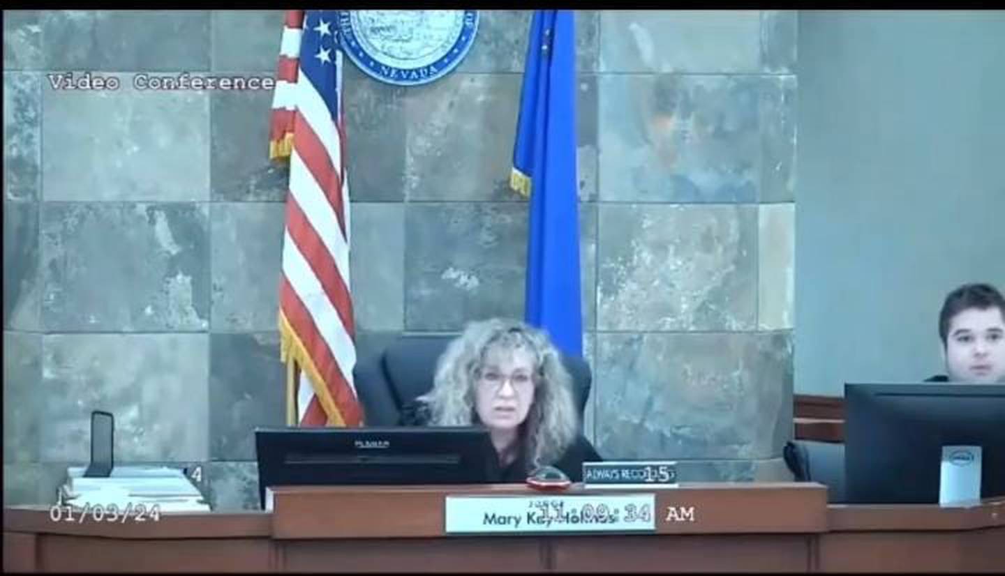 Video del ataque que sufrió la jueza Mary Kay es viral en internet