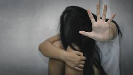 Hombre violó a su expareja tres años después de que terminaron la relación 