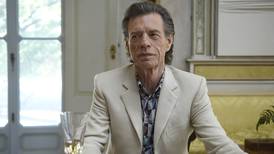 Mick Jagger regresa a la actuación con un personaje muy seductor