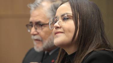Diputada dice por qué cree que el gobierno cuida tanto a Joselyn Chacón