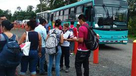 Buses de barrios limonenses suspenderán servicio desde las 5 de la tarde