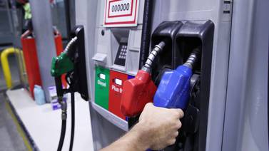 Precio de la gasolina sube de nuevo