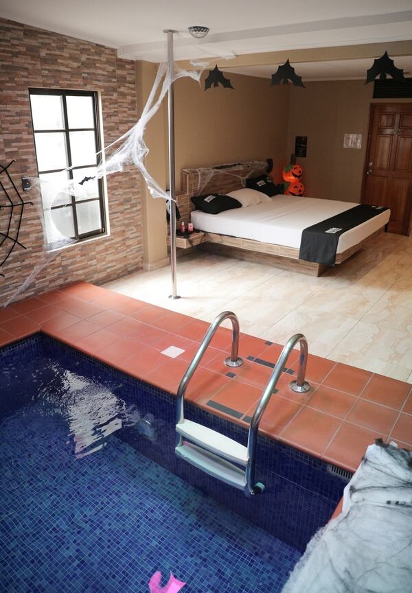 Mundo Picante Lo Metemos A Los Nuevos Cuartos Del Hotel