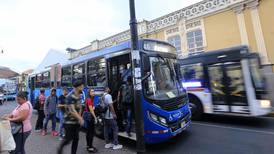 Coronavirus: Autobuseros confirman 1.500 despidos en el último mes