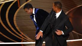 Academia de los Óscar promete tomar acciones por bofetada de Will Smith a Chris Rock