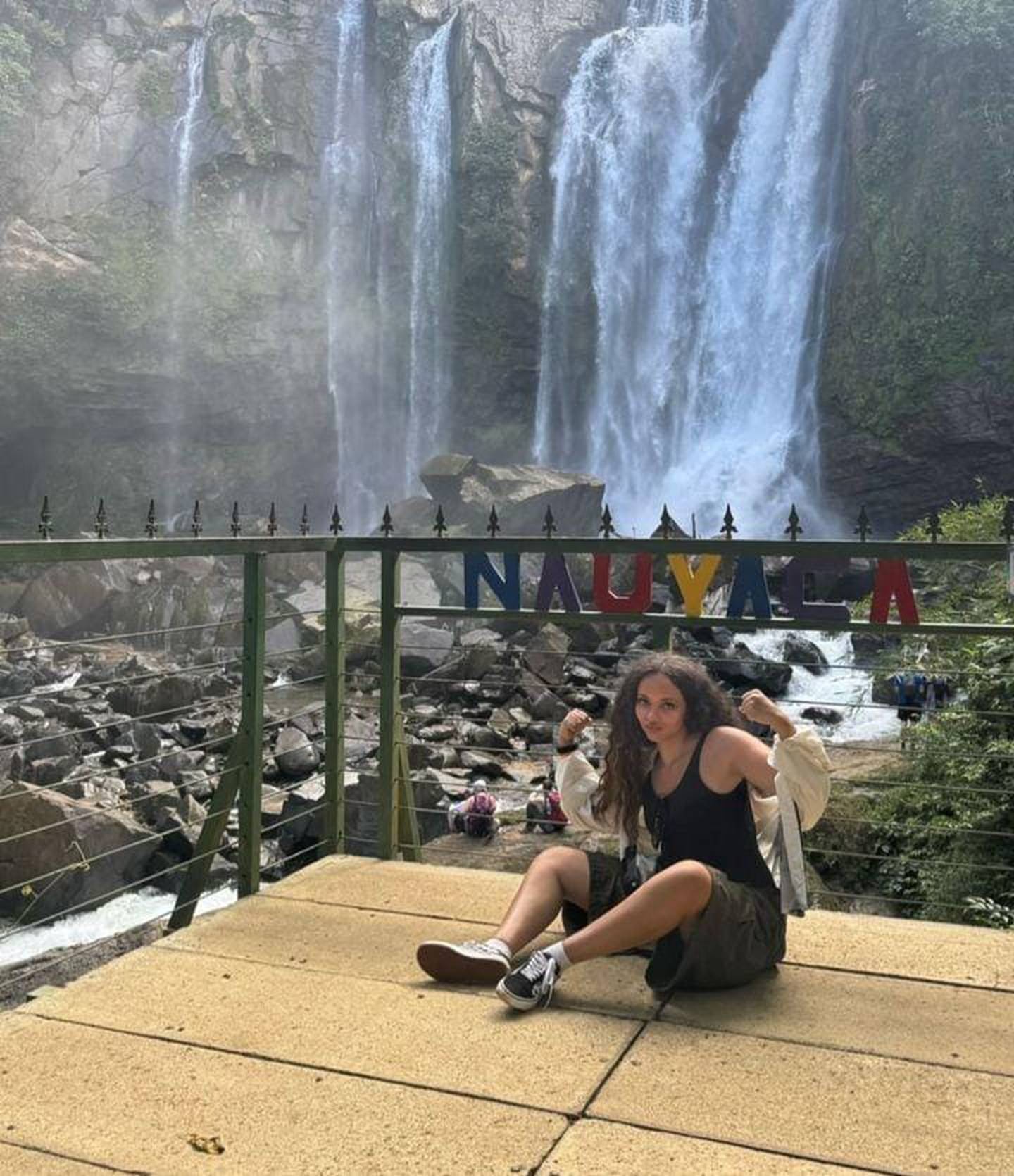 La cantante Jade Thirlwall está disfrutando de Costa Rica