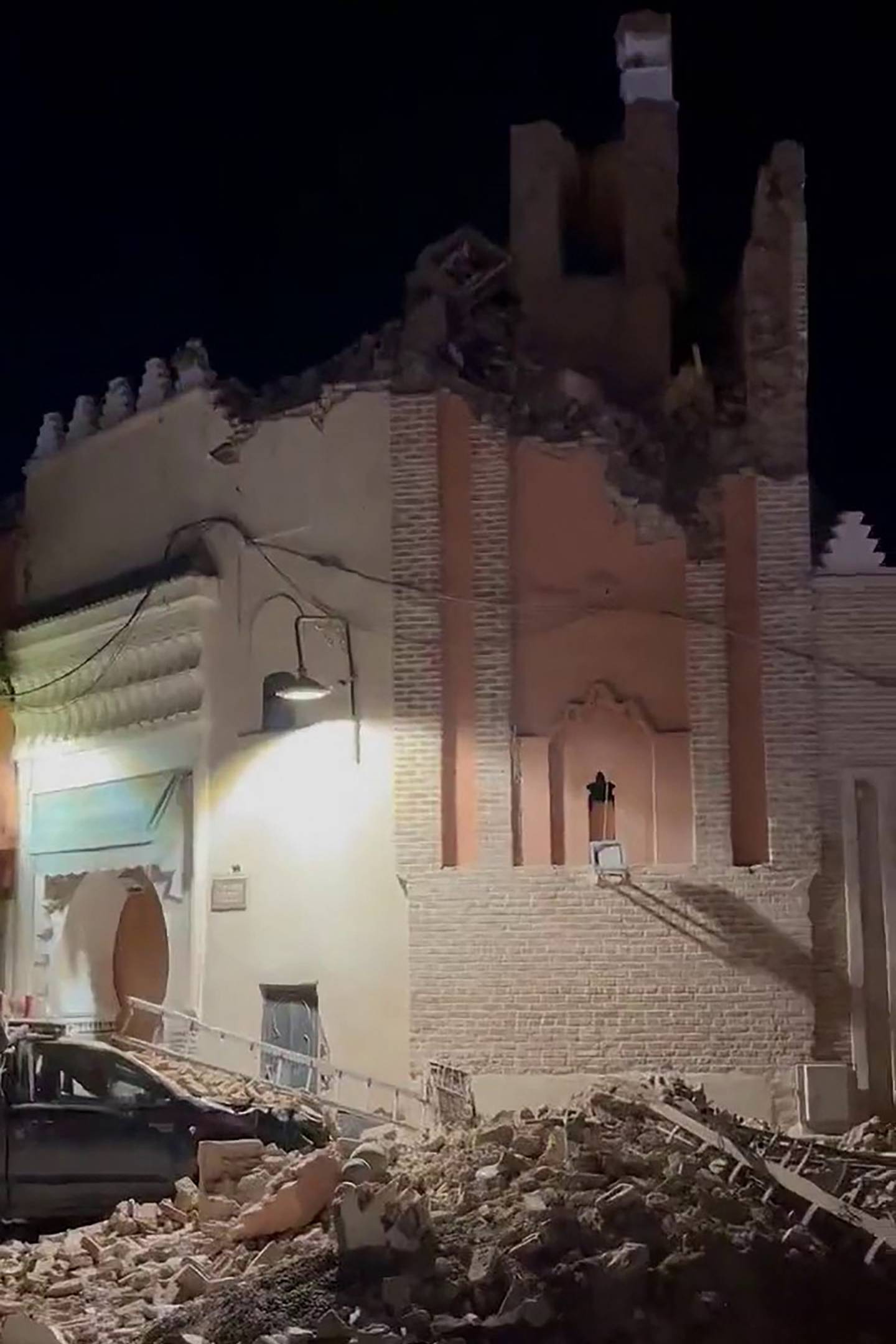 Un terremoto de 6,8 grados mató al menos a 296 personas en Marruecos.
