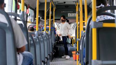 Autobuseros suspenderían servicios en ciertas rutas por aumento en el diésel