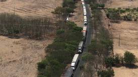 Más de 200 transportistas ticos varados en fronteras de Honduras por falta de visa