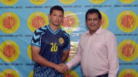 Daniel Colindres ya está en Bangladesh para jugar con su nuevo club, el Dhaka Abahani Limited