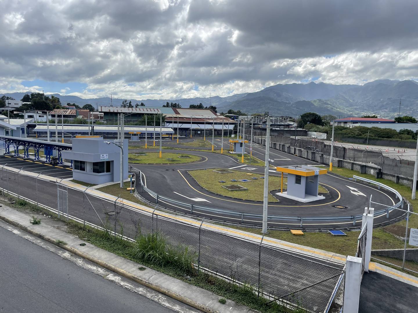 22/12/2022, San José, Parque de La Paz, nuevas instalaciones donde harán la prueba de manejo en San Jose.