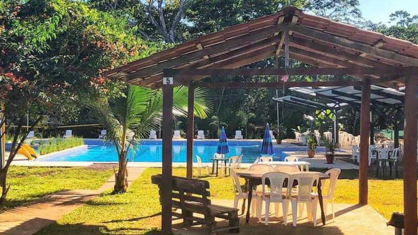 Balneario Aguas Claras es el lugar perfecto para refrescarse y pasarla en familia. Foto: Instagram
