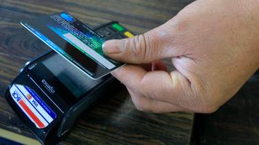 En este país de 5 millones de ticos, circulan cerca de 3 millones de tarjetas de crédito