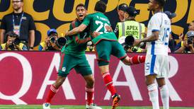 Árbitro costarricense es tendencia por polémica en la final de Copa Oro