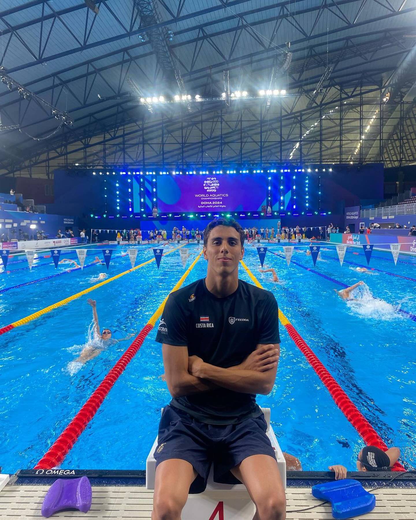 Alberto Vega estuvo en el mundial de natación de Qatar en Doha en febrero. Foto: Instagram