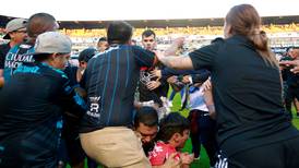 OPINIÓN: La tragedia en Querétaro es una llamada de atención para el fútbol tico
