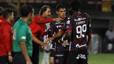 Andrés Carevic negó uno de los detalles que más señalan los aficionados de Alajuelense