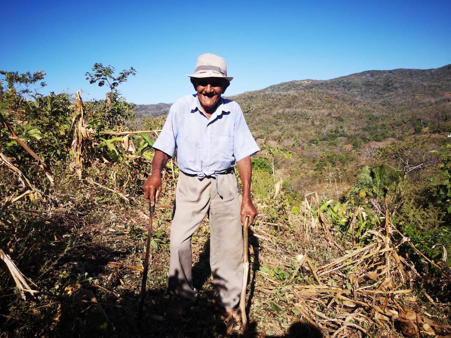 Costarricenses de 100 o más años de Guanacaste serán protagonistas de una serie-documental de Netflix que tratará el tema de las zonas azules del planeta Tierra. Una de esas zonas es la Península de Nicoya. En la foto, Benerando López García de 100