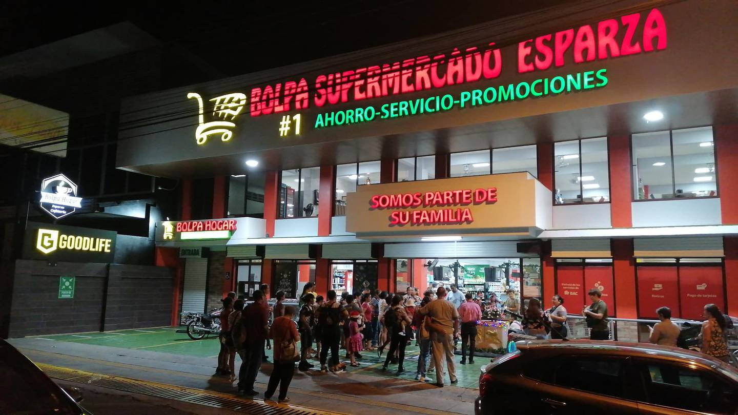El supermercado Bolpa requiere personal para su tienda de Esparza.