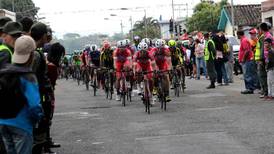 Ciclista tico se accidentó en la Vuelta al Táchira