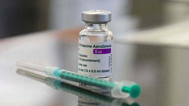 OPINIÓN: Alta dosis de ubicatex debe aplicar la Caja a los funcionarios que rechazan vacunarse