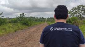 Policías ticos y militares nicaragüenses ayudan a traficantes de personas 