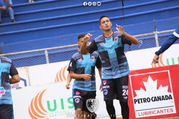 Leonel Peralta, el argentino que trajo la Liga, Saprissa le tendió ...