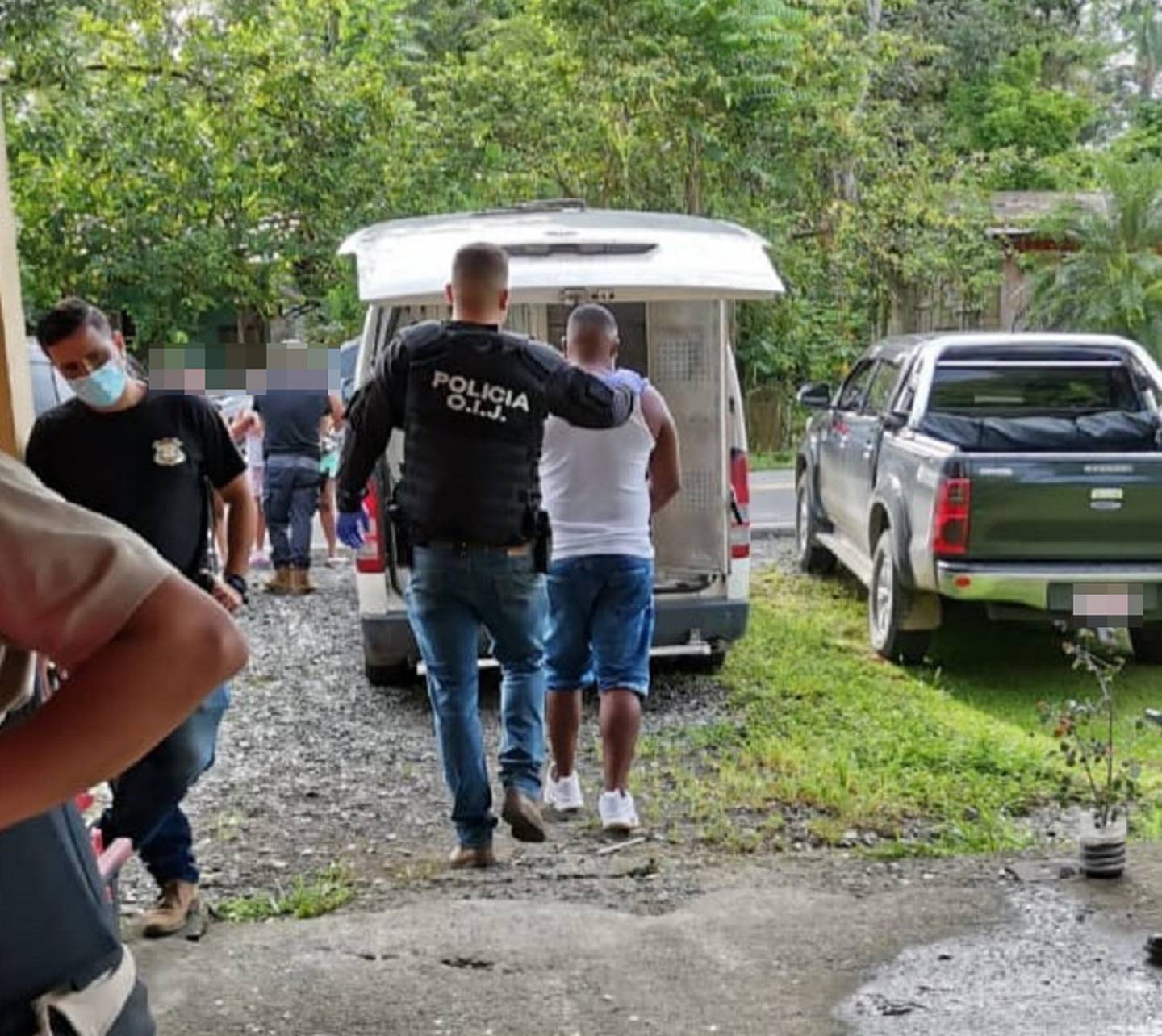 Un hombre de apellidos Valverde Gayle fue detenido como sospechoso de intentar asesinar a una mujer en Batán de Limón. Foto OIJ.