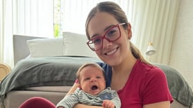 Las tiernas fotos de María Jesús Prada y su bebito con la persona más querida de Teletica