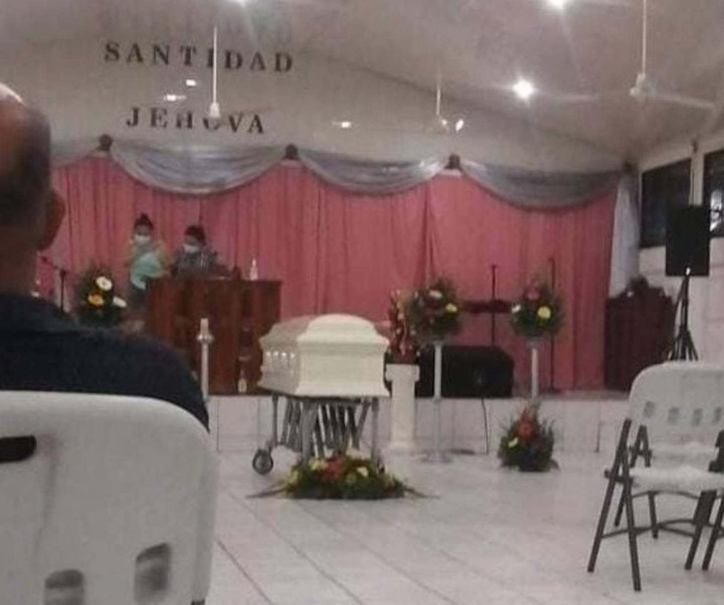 Funeral de Francis León Miranda, joven embarazada que fue asesinada por expareja en Liberia. Foto cortesía Mónica Traña.