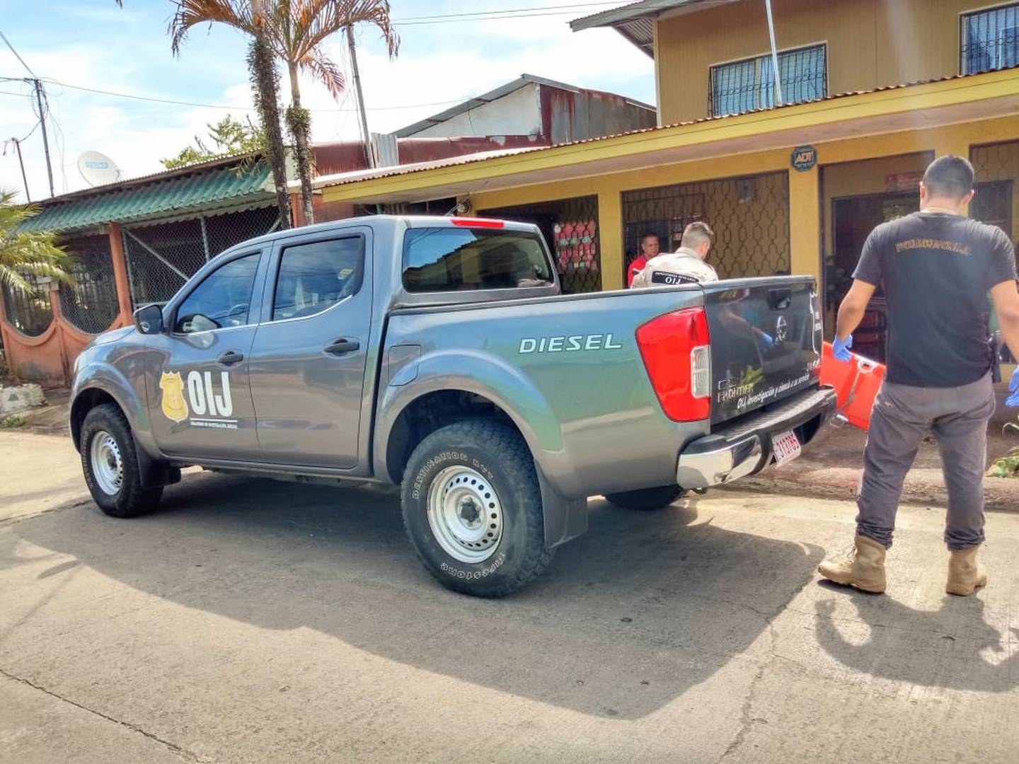 Adulto mayor de 78 años es asesinado dentro de albergue para indigentes en barrio Los Cocos de Limón. Foto Raúl Cascante.