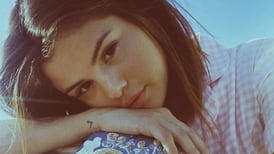 Así de chineada tiene The Weekend a Selena Gomez tras el trasplante de riñón