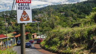 Vecinos de Alajuela y Whatsapp se unen para reclamar por calle mala