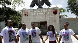 Flamengo gasta millones en un jugador y se olvida de 10 niños muertos en incendio