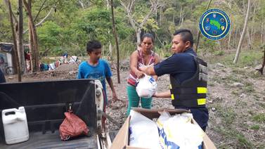 Policía y sus “ángeles” llevaron tranquilidad a familia de Puntarenas  