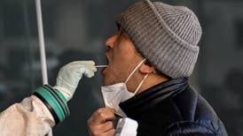 Crece alarma mundial ante la ola de contagios de covid-19 en China
