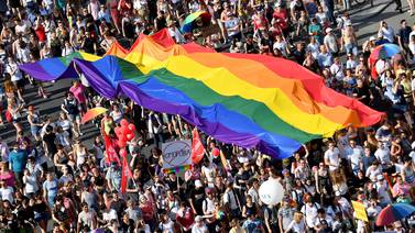 Revive temor en EE. UU. por posible eliminación de matrimonio entre homosexuales