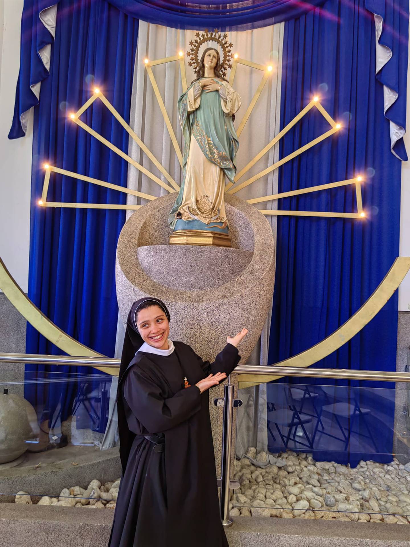 A la hermana Vanessa María Quesada Monge, nativa de San Josecito de Alajuelita y quien gran parte de sus 25 años sirvió en la parroquia de Concepción de Alajuelita, le ofrecieron la misa de ese domingo 6 de marzo